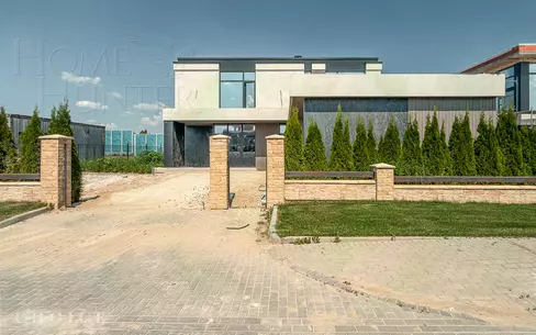 2-этажный коттедж 442 м² без отделки