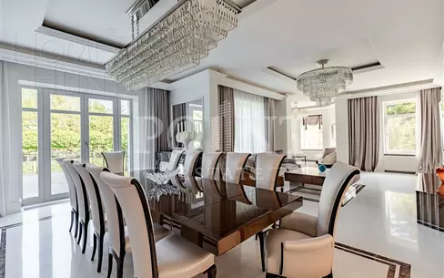2-этажный коттедж 1 258 м² с отделкой