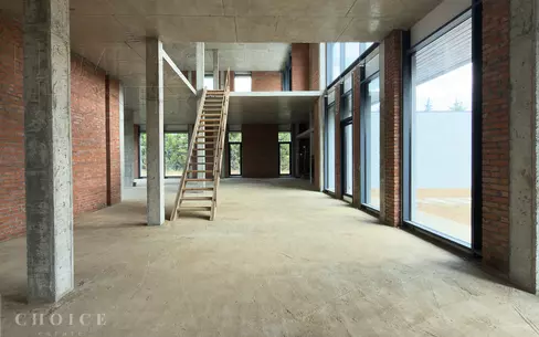 2-этажный коттедж 920 м² без отделки