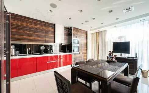 3-КОМН. КВАРТИРА С ОТДЕЛКОЙ 177.5 М² НА 7 ЭТАЖЕ