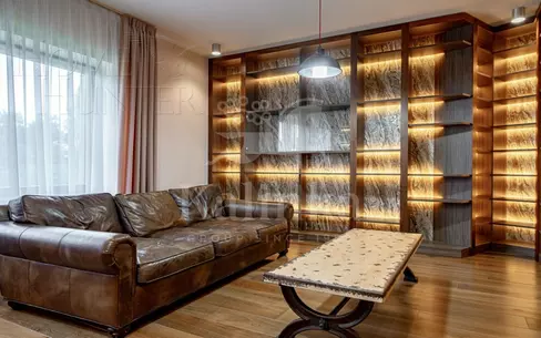 2-этажный коттедж 1 000 м² с отделкой