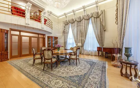 2-этажный коттедж 823.4 м² с отделкой