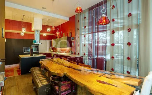 2-этажный коттедж 1 500 м² с отделкой