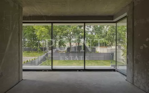 2-этажный коттедж 560 м² без отделки