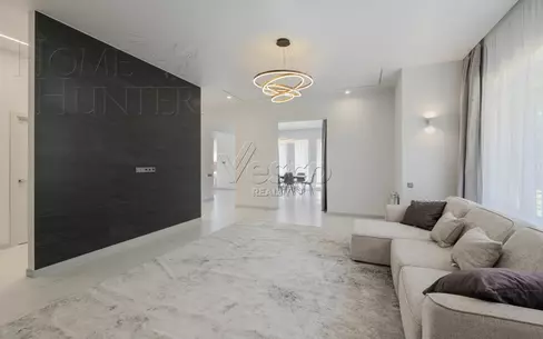 2-этажный коттедж 270 м² с отделкой