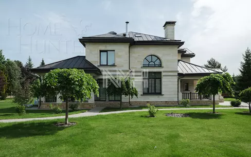 2-этажный коттедж 670.5 м² с отделкой