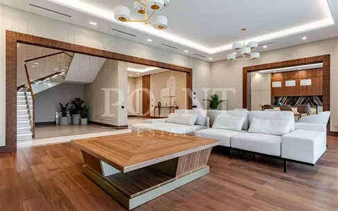 2-этажный коттедж 1 100 м² с отделкой