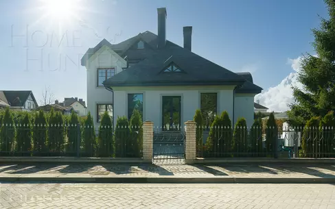 2-этажный коттедж 640 м² без отделки