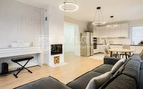 2-этажный коттедж 200 м² с отделкой