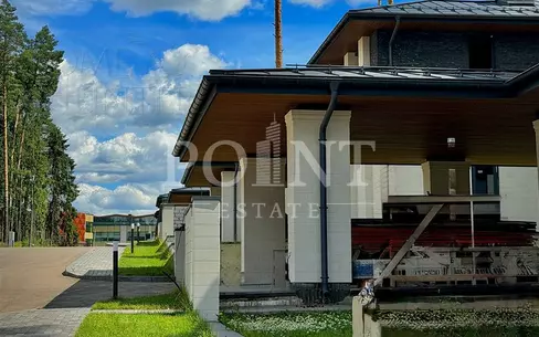 2-этажный коттедж 460 м² без отделки