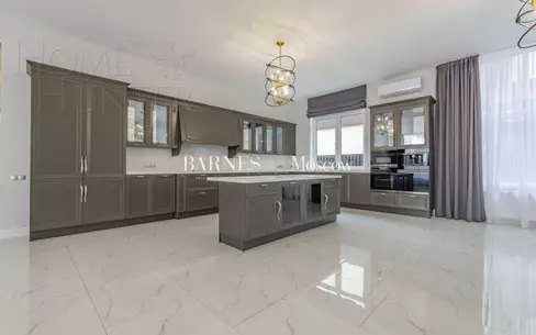 2-этажный коттедж 406 м² с отделкой