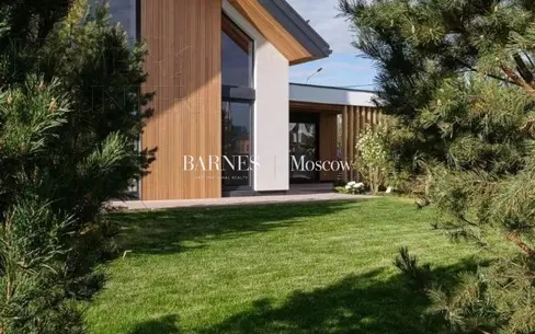 2-этажный коттедж 290 м² с отделкой
