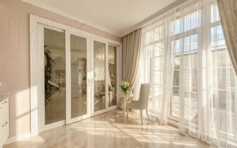 3-этажный коттедж 325 м² с отделкой