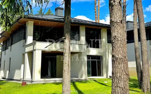2-этажный коттедж 460 м² без отделки