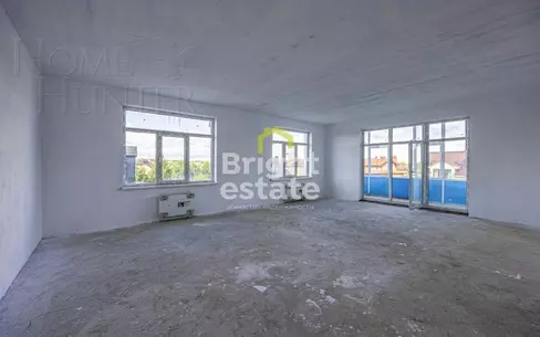 3-этажный таунхаус 345 м² без отделки