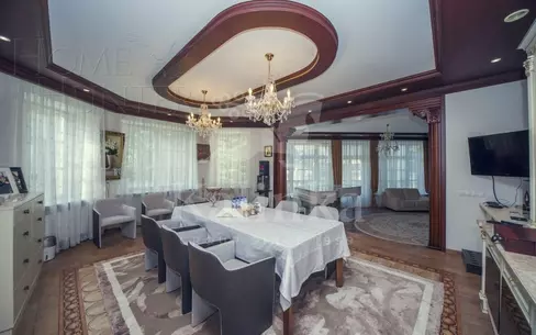 2-этажный коттедж 1 400 м² с отделкой