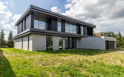 2-этажный коттедж 920 м² без отделки