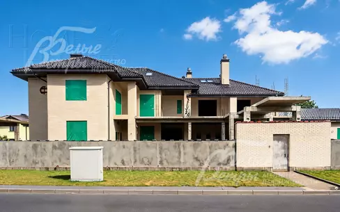 2-этажный коттедж 800 м² без отделки