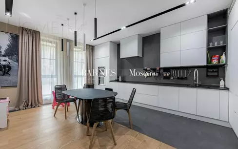 3-КОМН. КВАРТИРА С ОТДЕЛКОЙ 160 М² НА 2 ЭТАЖЕ