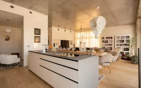 3-КОМН. КВАРТИРА С ОТДЕЛКОЙ 165.6 М² НА 5 ЭТАЖЕ