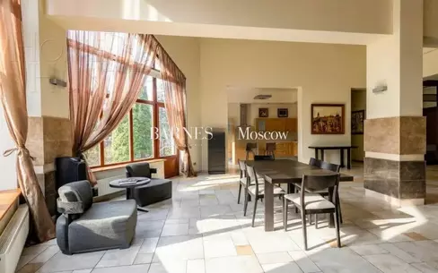 1-этажный коттедж 450 м² с отделкой