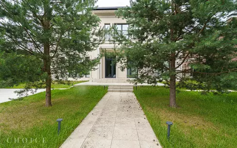 2-этажный коттедж 500 м² с отделкой