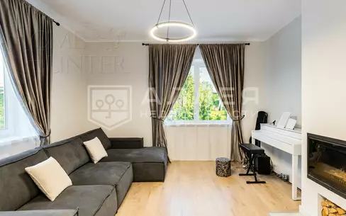 2-этажный коттедж 200 м² с отделкой