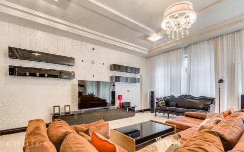 2-этажный коттедж 640 м² с отделкой