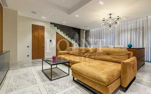 3-этажный таунхаус 238.4 м² с отделкой