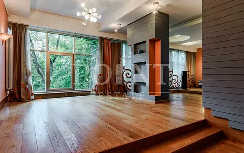 2-этажный коттедж 1 500 м² с отделкой