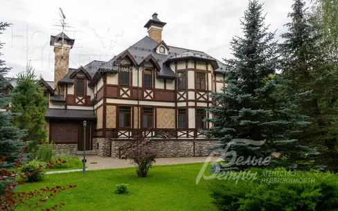 2-этажный коттедж 1 000 м² с отделкой