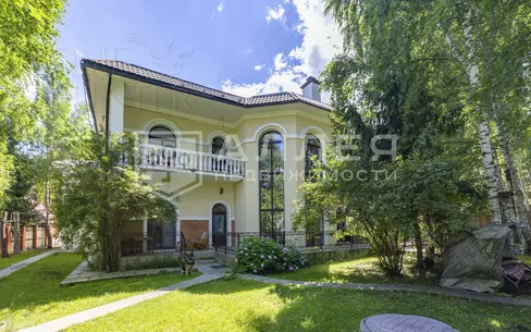 2-этажный коттедж 630 м² с отделкой