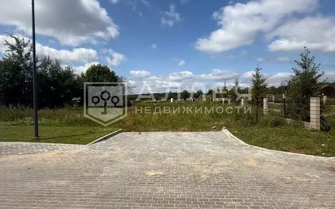 Участок 11 сот. в охраняемом поселке
