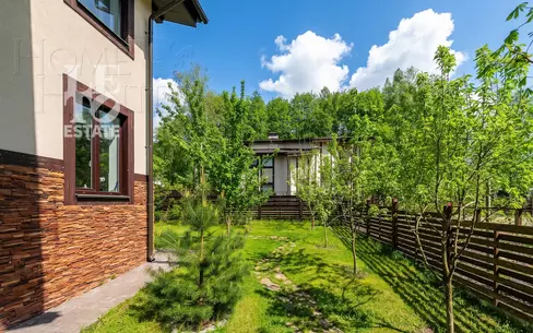 2-этажный коттедж 257.3 м² с отделкой