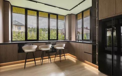 2-этажный коттедж 340 м² с отделкой
