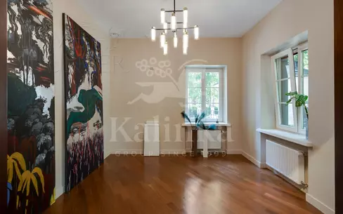 2-этажный коттедж 1 463 м² с отделкой