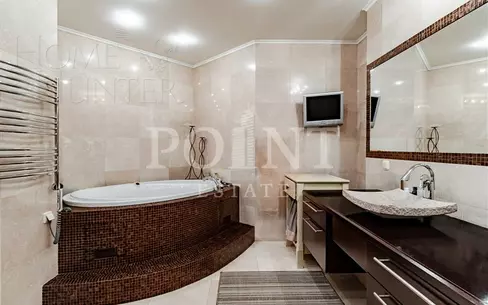 5-КОМН. КВАРТИРА С ОТДЕЛКОЙ 290 М² НА 2 ЭТАЖЕ