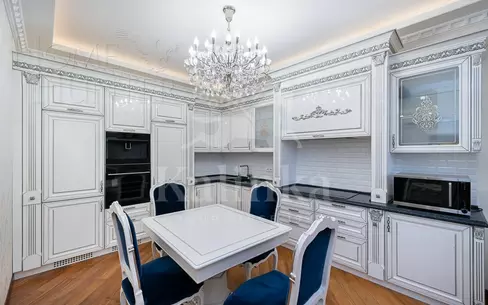 4-КОМН. КВАРТИРА С ОТДЕЛКОЙ 131.7 М² НА 7 ЭТАЖЕ