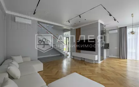 2-этажный коттедж 240 м² с отделкой