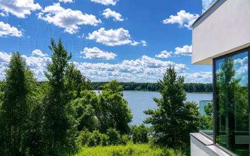 3-этажный коттедж 560 м² без отделки