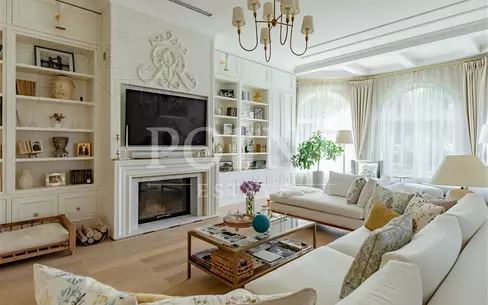 2-этажный коттедж 1 300 м² с отделкой