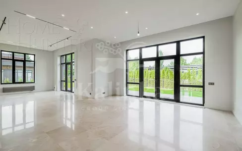 2-этажный коттедж 430 м² с отделкой