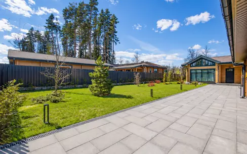 2-этажный коттедж 374 м² с отделкой