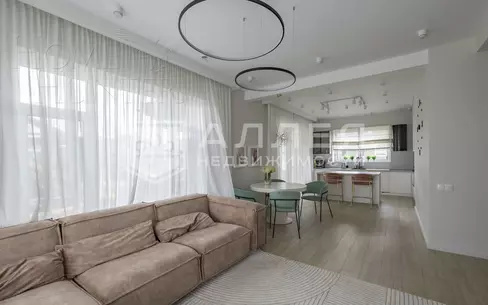 2-этажный коттедж 215 м² с отделкой
