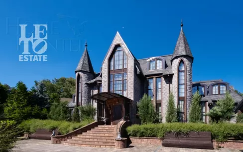 2-этажный коттедж 580 м² с отделкой
