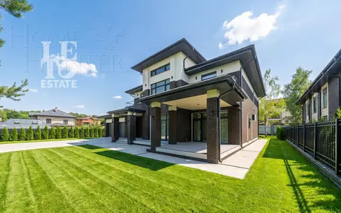 2-этажный коттедж 540.5 м² с отделкой
