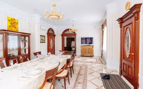 3-этажный коттедж 2 235 м² с отделкой
