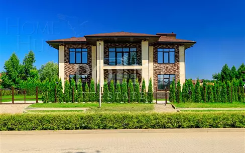 2-этажный коттедж 430 м² с отделкой