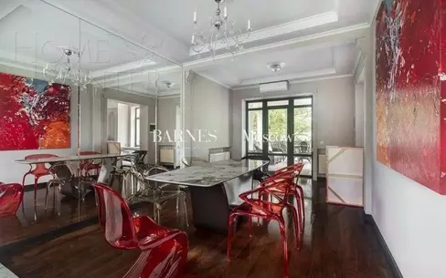 2-этажный коттедж 500 м² с отделкой
