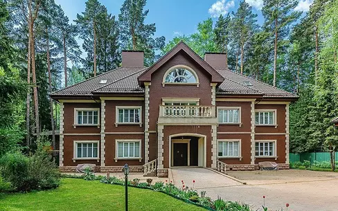 2-этажный коттедж 850 м² с отделкой